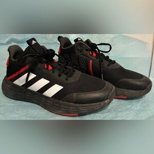 Adidas OwntheGame Men's Black and White Athletic Shoes with Red Accents M (9)